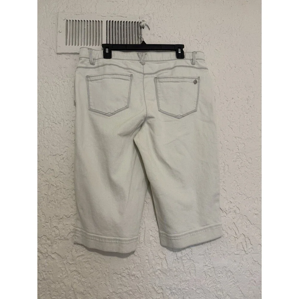 NWT Democracy Mold & Hold LongCapri Bermuda Women's Jean Shorts Sz 12 Petite